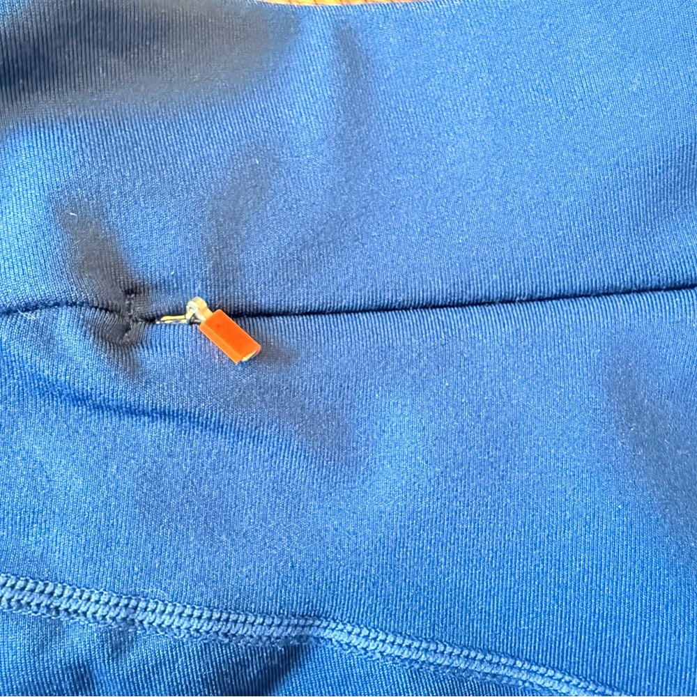Craft women’s Vibrant Blue and Coral Leggings size Medium - Picture 10 of 14